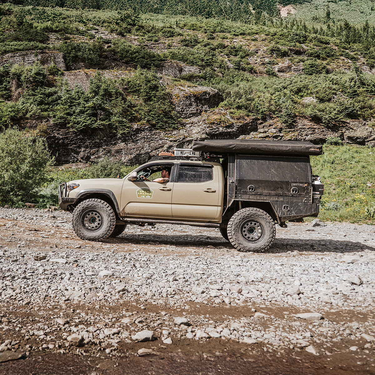 Flatbed System Half Box - Dirtbox Overland — TACTICAL APPLICATION